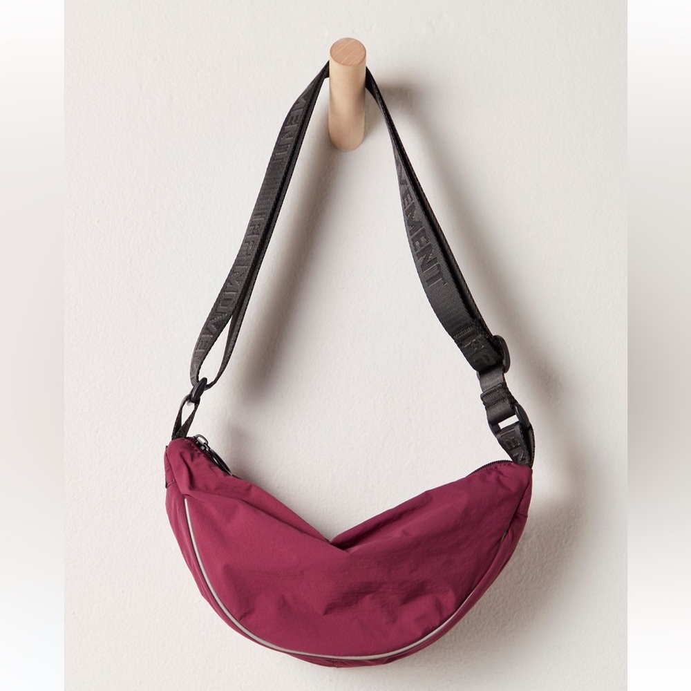 Free People FP Movement Bulls Eye Sling Reflective Adjustable Sport Bag
